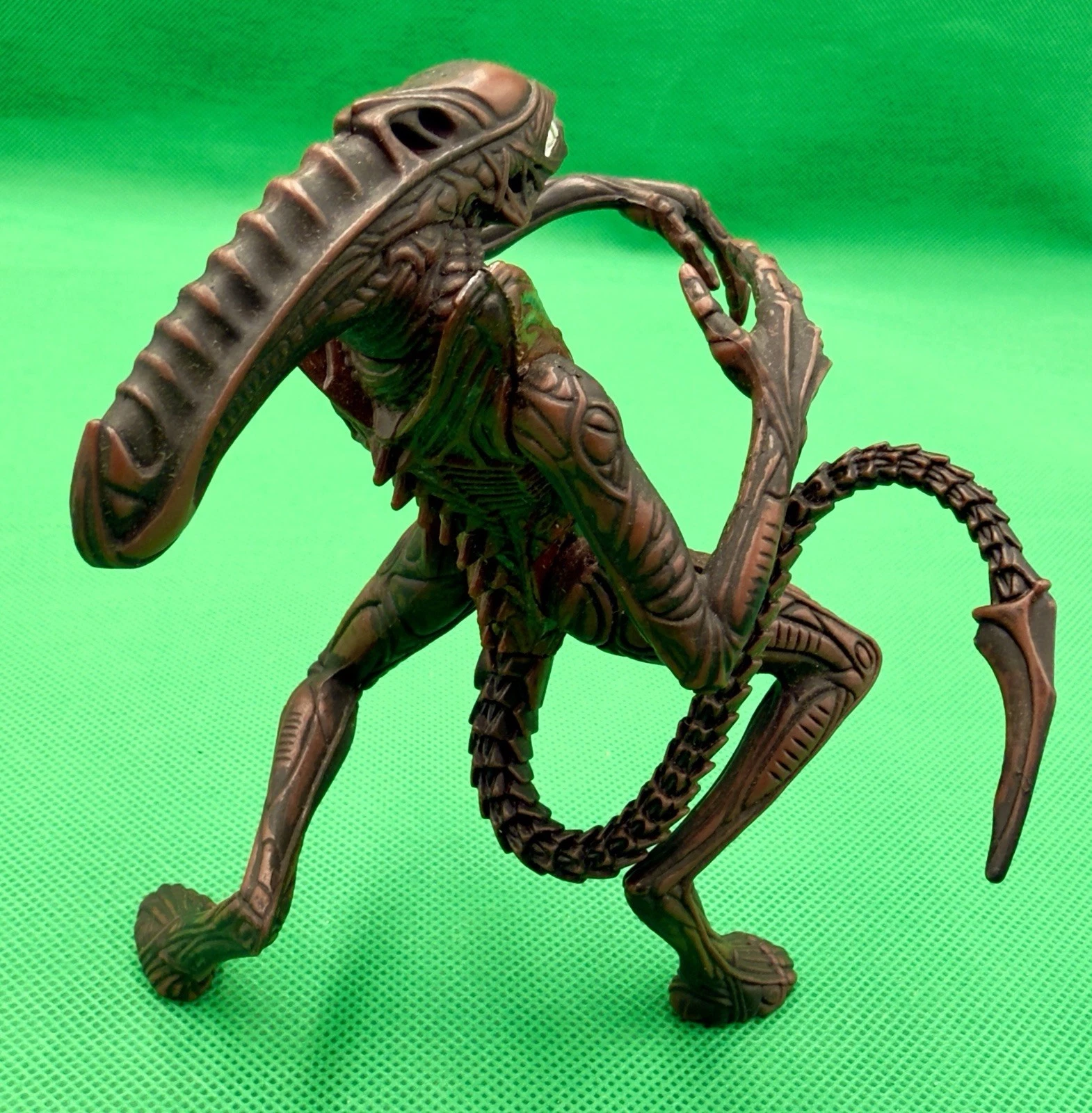 Hive Wars Acid Alien photo 3