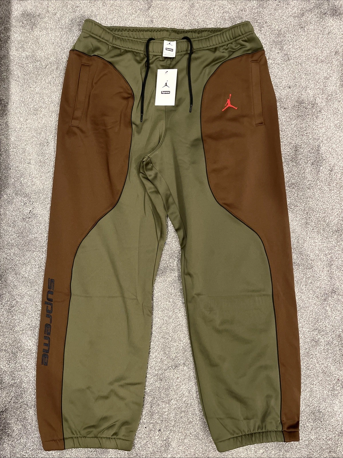 Pantaloni da pista Supreme x Nike Air Jordan poliestere verde marrone taglia XL HF0832 395