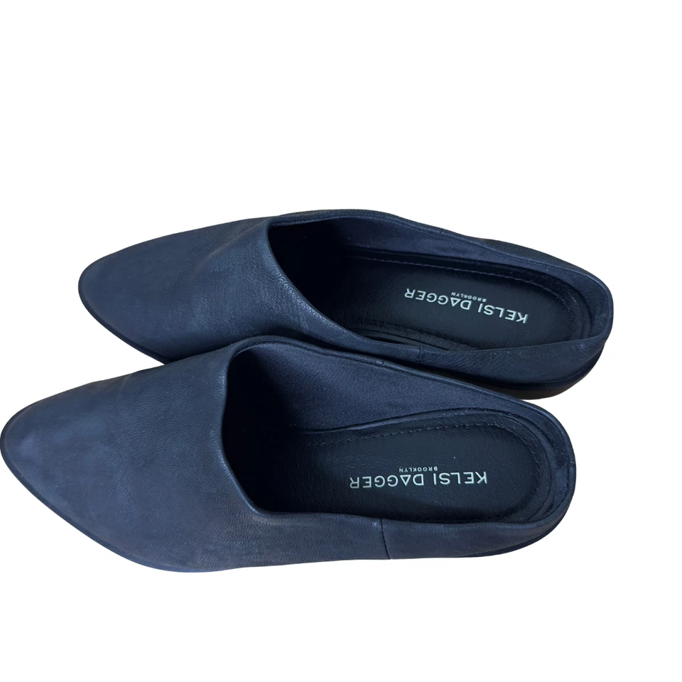 Zapatos Kelsi Dagger Brooklyn para mujer talla 7 negros punta de mula sin cordones en cuña Foto 3 de 4