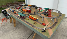 Scarce 1957 Original Postwar Lionel D-190 Dealer Display 4' x 8' Layout C7+