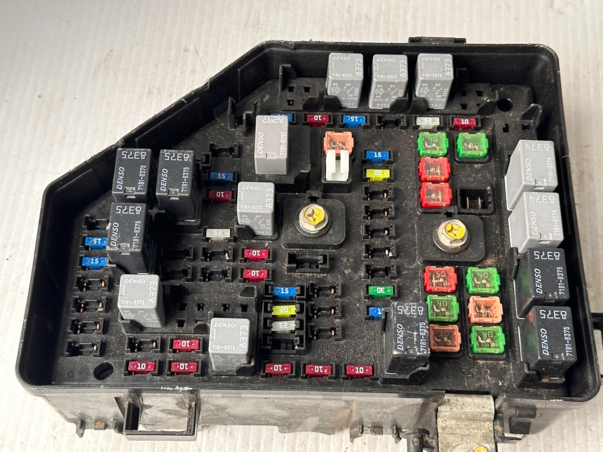 2007 saturn ion cigarette lighter fuse Engine Box Junction Oem 15819064 Module 735-15B4 How to fix a non-working