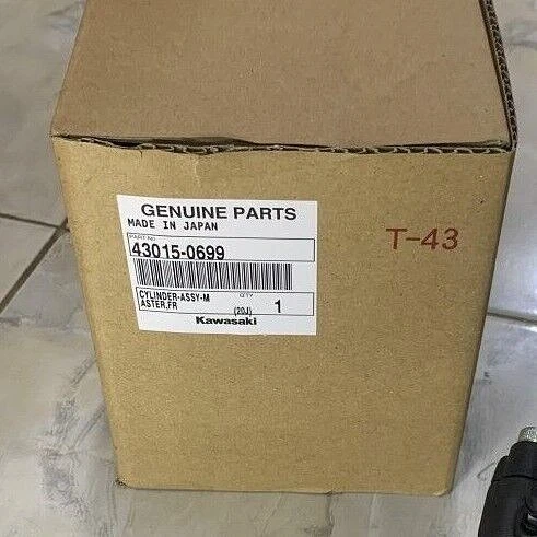 Cilindro maestro de freno delantero OEM Kawasaki ZX-6R 2009-2012 y 2022 hecho en JAPÓN Foto 3 de 4