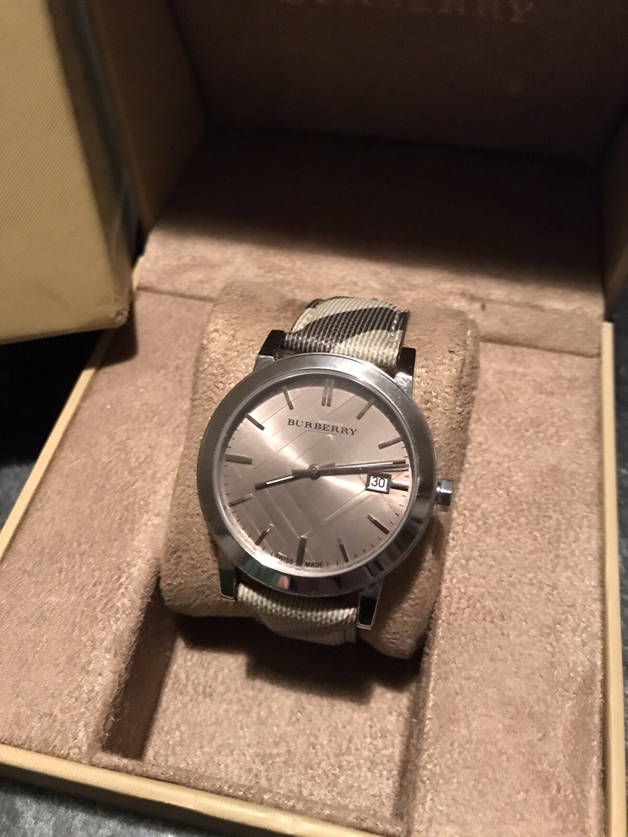 BURBERRY BU9029 The City 38mm Sapphire Crystal Canvas 
