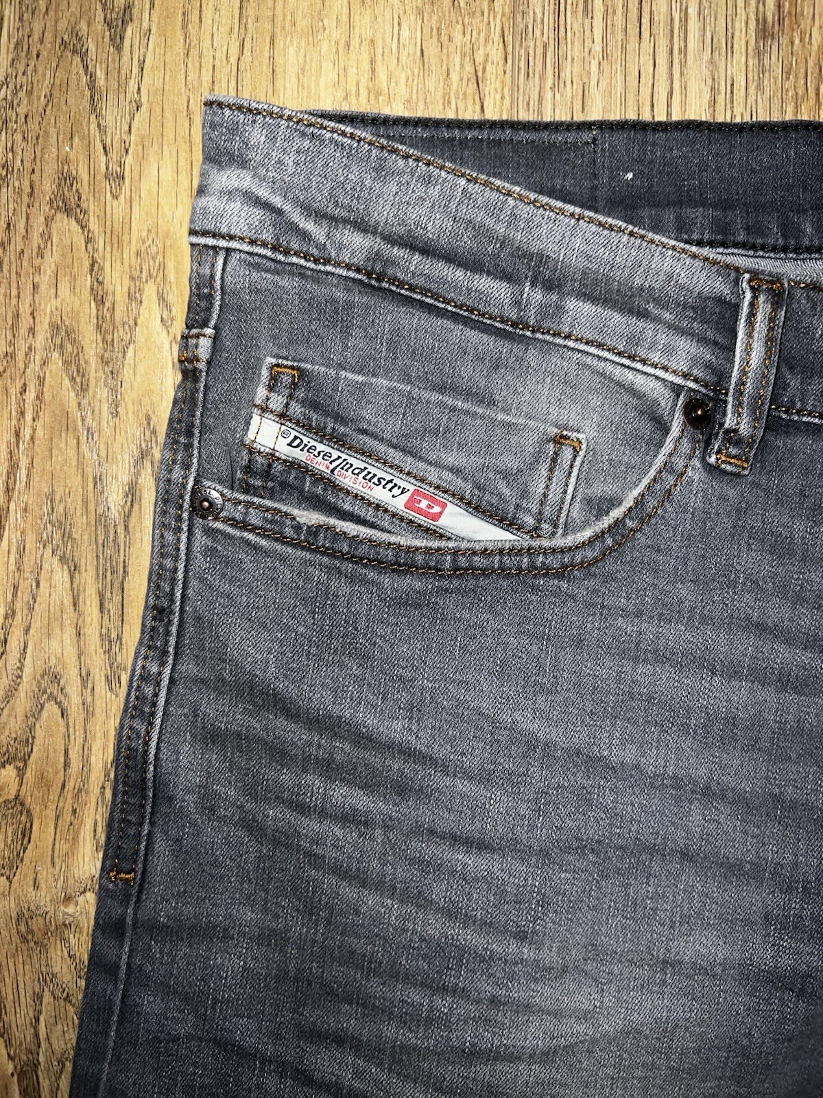 Diesel Men's 'Tepphar RB061’ Grey Jeans W33 L32 BNWT RRP £180 Slim Fit RRP £265 image 6