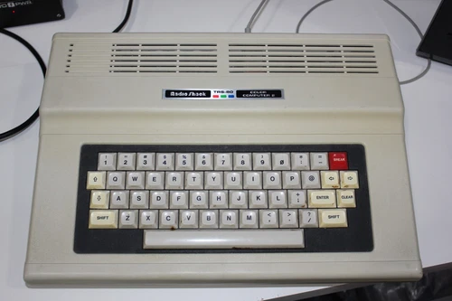 Radio Shack TRS-80 Color Computer 2 (Model 26-3026) Tested Working!