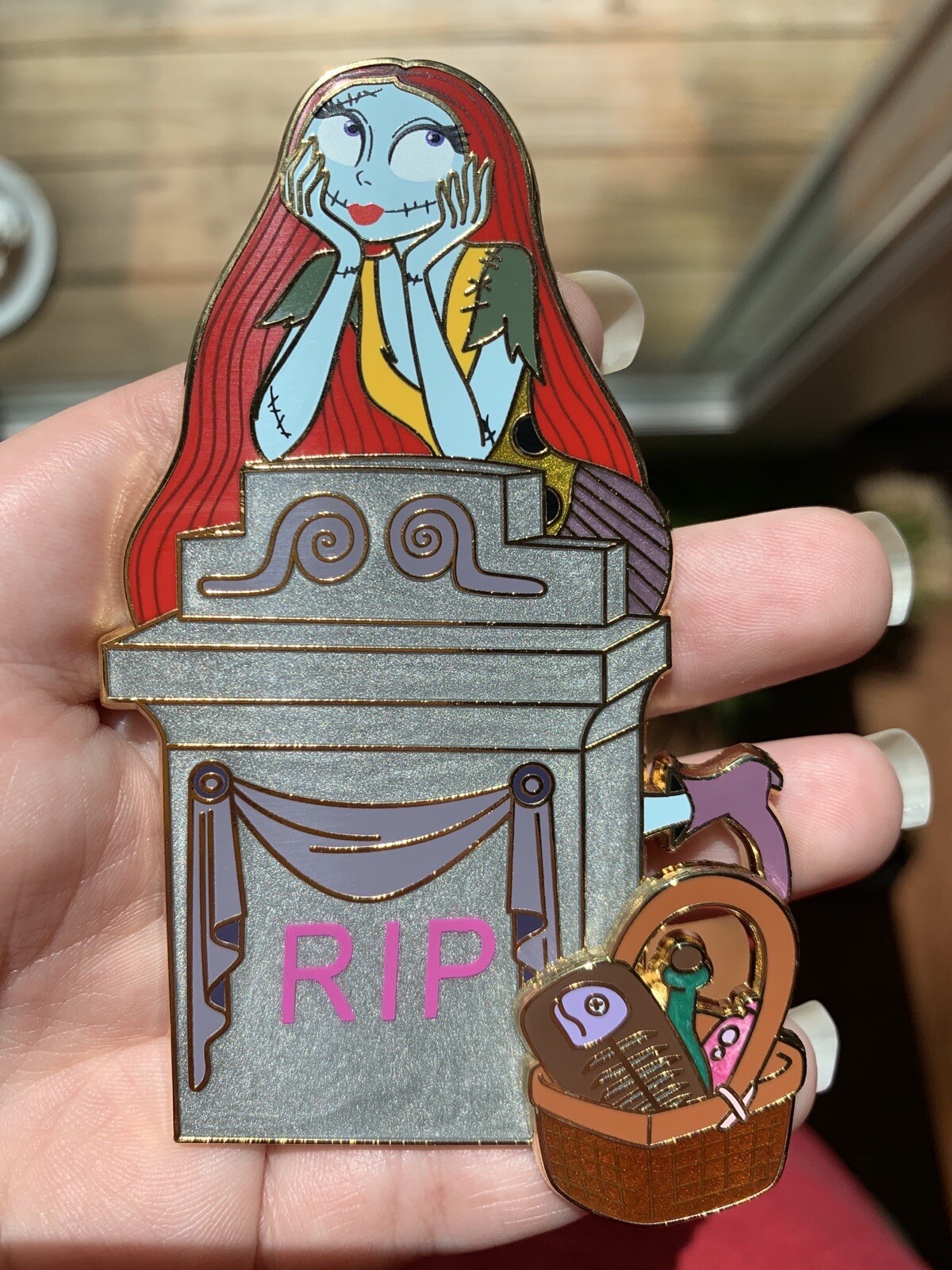 Sally Icon LE 50 Fantasy Pin by Yoyo’s Pins