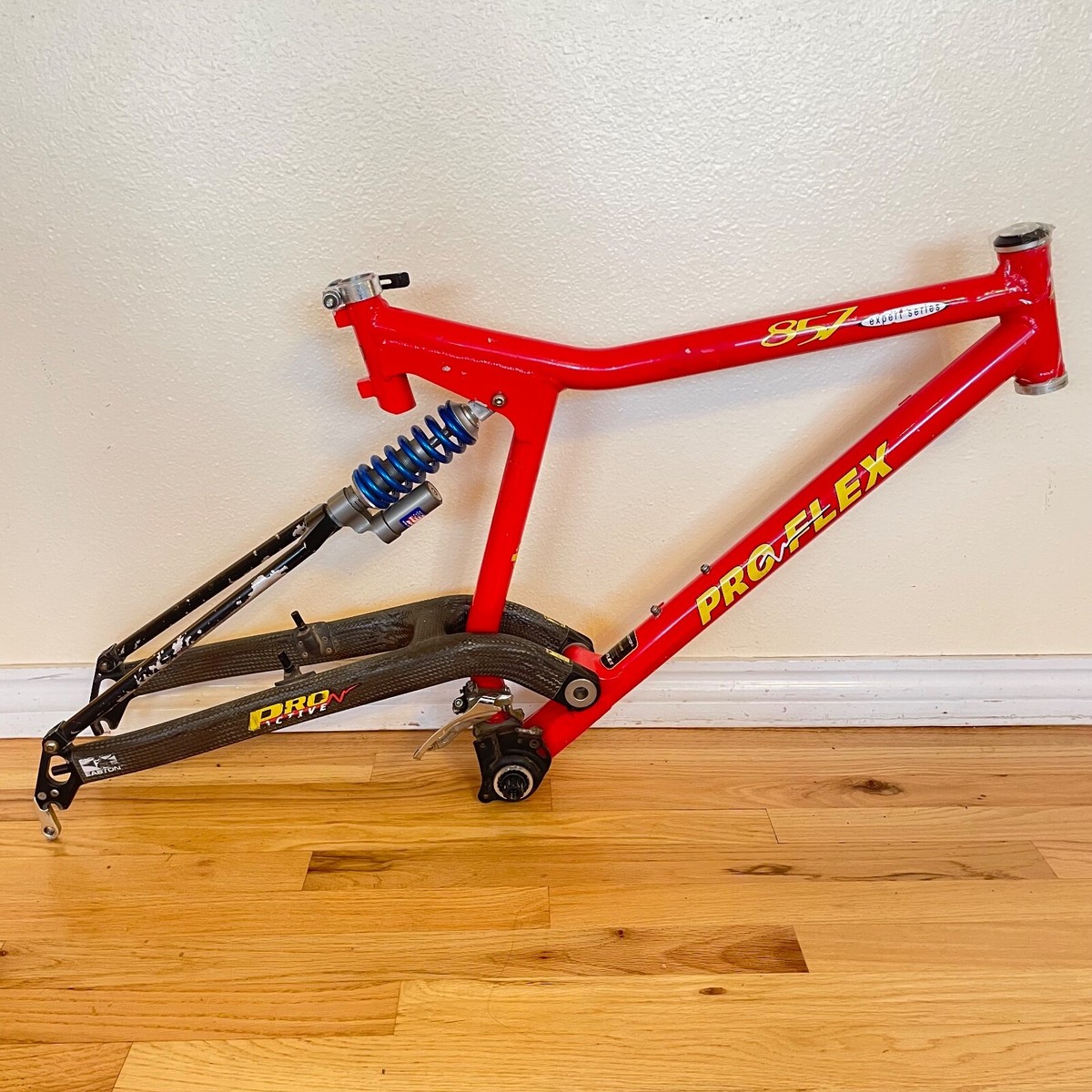 Vintage Pro Flex 857 Expert Full Sus Mountain Bike Frame 20