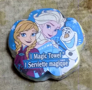 DISNEY`S FROZEN`S ELSA AND ANNA WITH OLAF HAND TOWEL