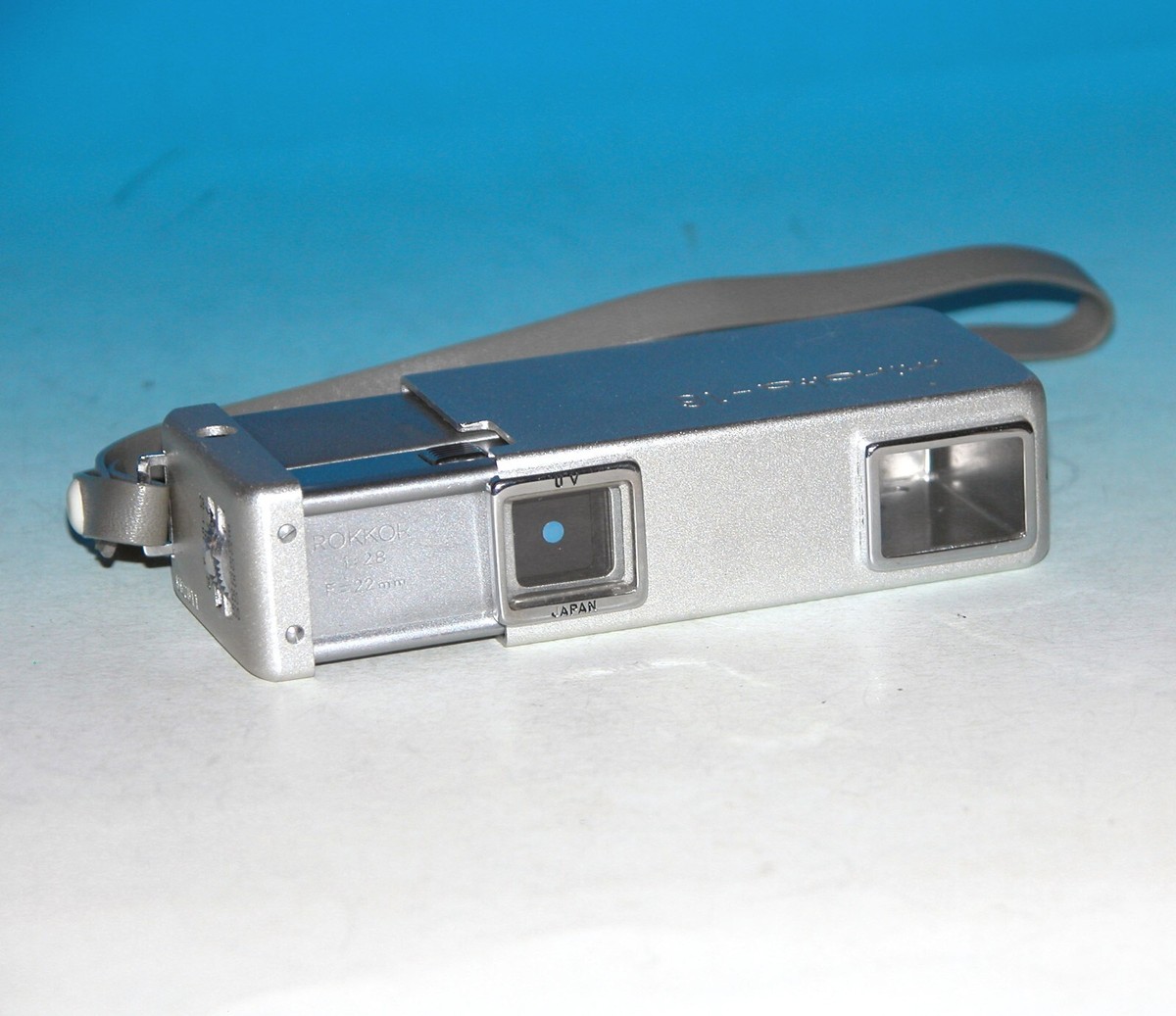 Reconditioned - Minolta 16 Miniature Camera with Rokkor 22mm F2.8