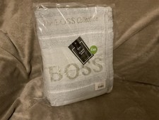 THE BOSS COLLECTION .THREE XL BATH SHEETS IN SAGE GREEN IDEAL CHRISTMAS GIFT