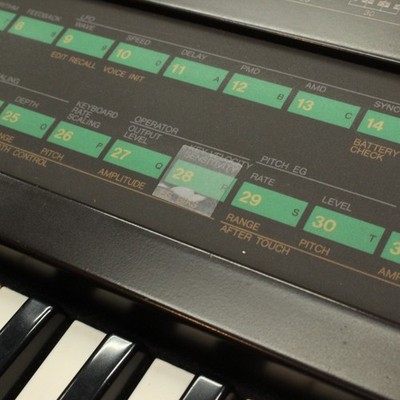 ヤマハ/DX7/デジタルキーボードハンドブック/1983年発刊/非売品 ヤマハ/DX7/デジタルキーボードハンドブック/1983年発刊/非売品 - メルカリ