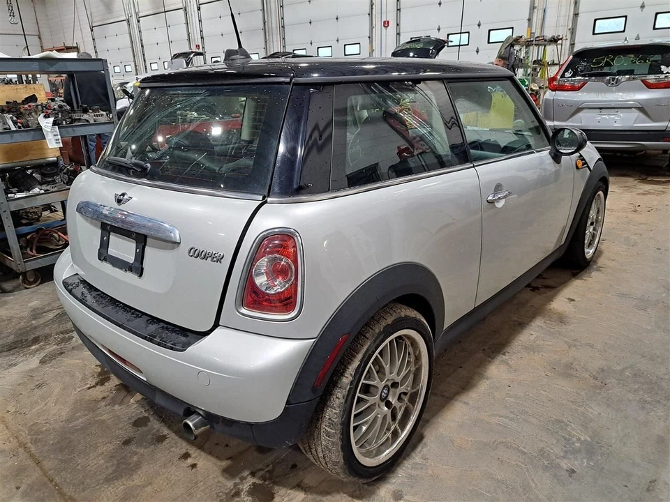 Cilindro maestro de freno 2012 Mini Cooper Minicooper Sku#4140407 Foto 4 de 4