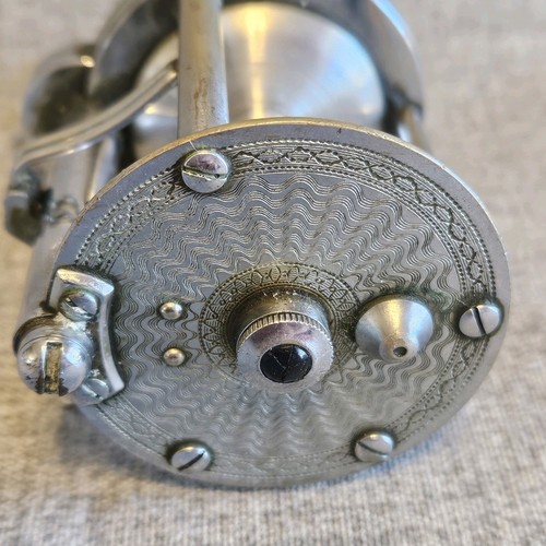 Vintage Pflueger Summit 1993L Level Winding Bait Casting Fishing Reel • Engraved - Picture 2 of 9