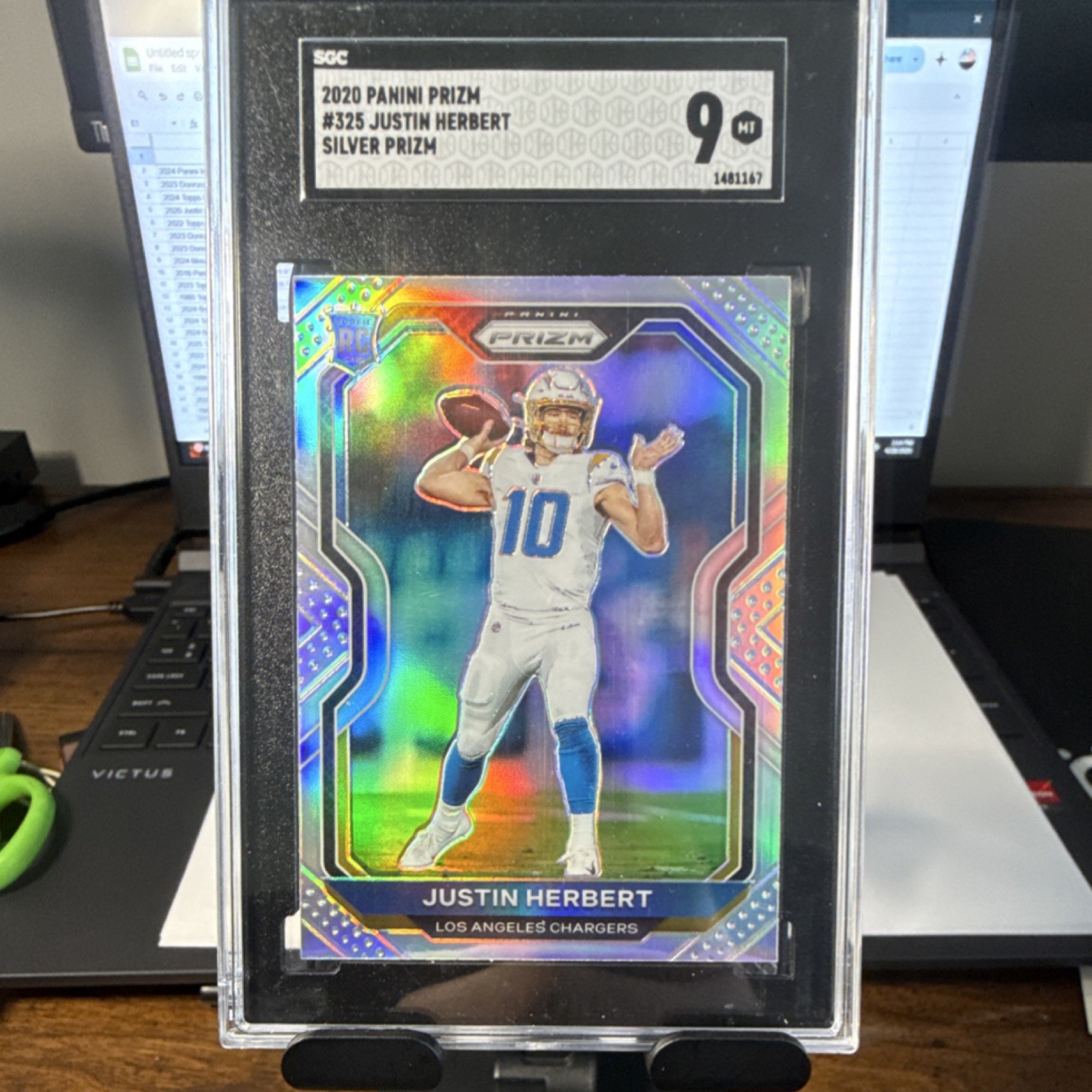 2020 Panini Prizm Silver Prizm Justin Herbert #325 SGC 9 Los Angeles Chargers