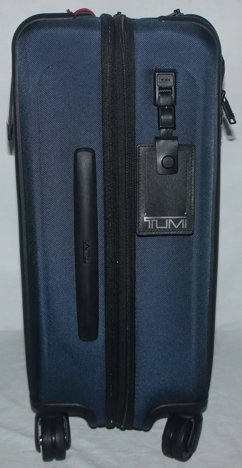 New Tumi 117161-1596 Alpha 3 Continental Dual Access 4 Wheeled Carry-On Bag-Navy - Image 4 of 4