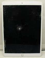 Apple iPad Pro 1st Gen A1701 10.5" 256GB Wi-Fi MPF02LL/A - Cracked Screen
