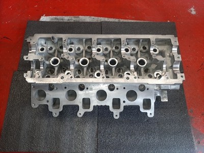 Zylinderkopf 03L103403 2.0 TDI  Common Rail BiTDI CFCA T5 Crafter Amarok Usw.
