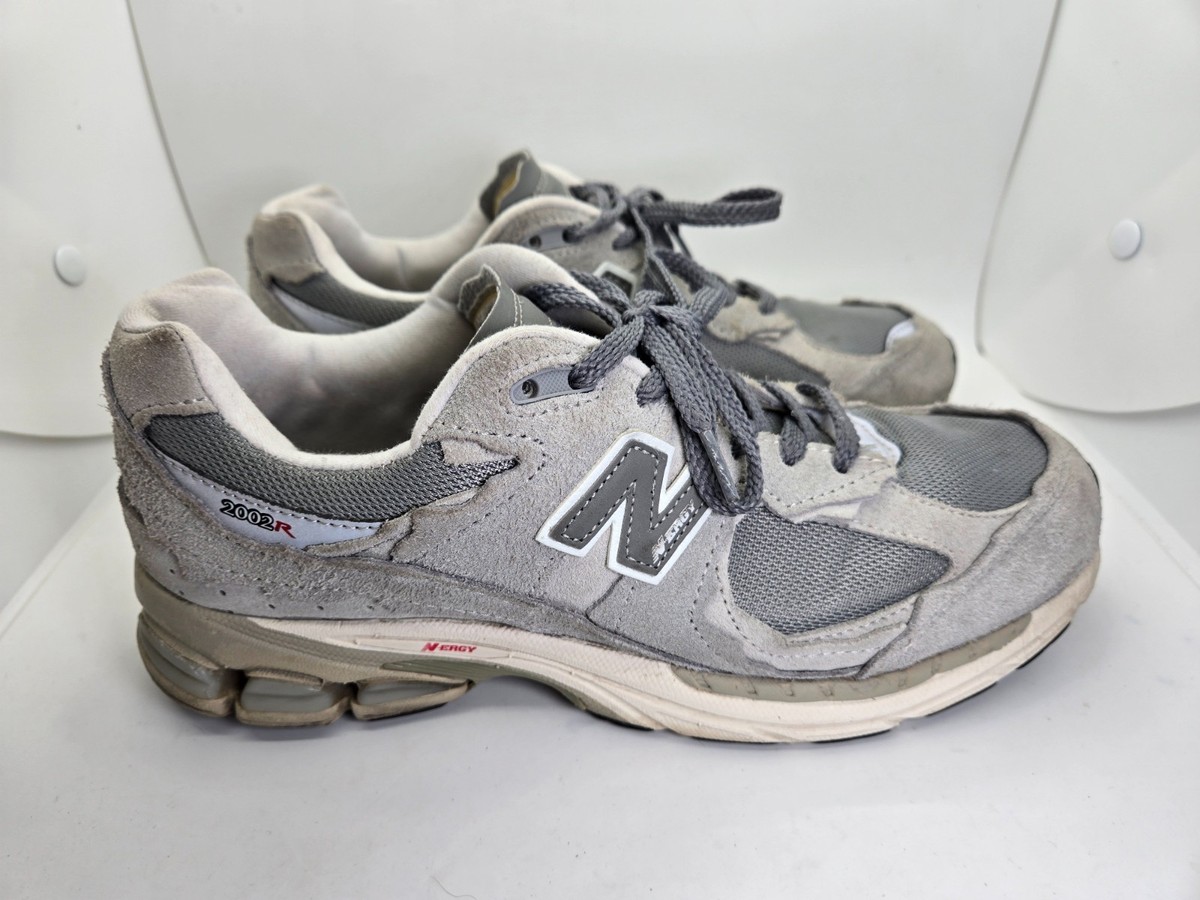 New Balance 2002R Protection Pack Shoes Men's 10 Slate Grey Suede