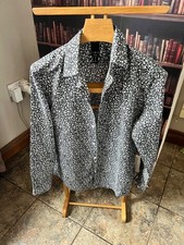 H&M mens floral shirt