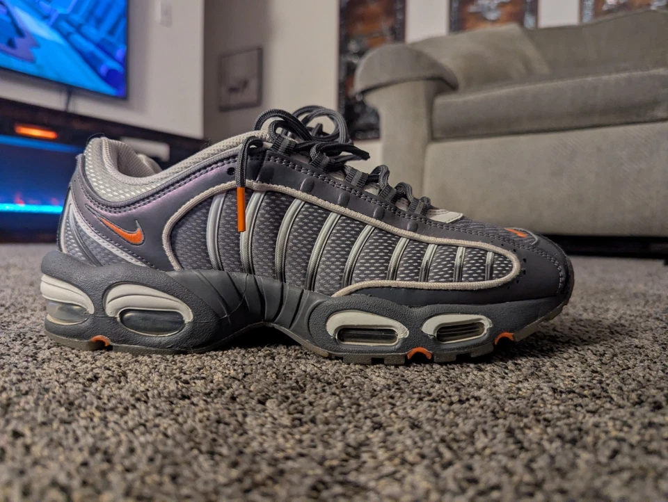 Nike Air Max Tailwind 4 Dark Grey Total OrangeCT1615-001 Men's Size 10 Retro OG - Image 3 of 4