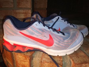 active nike reax womens