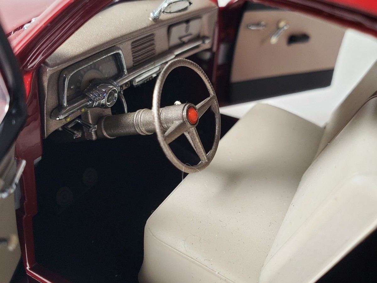 1951 Studebaker Champion 1:18 Scale Diecast Studebaker 1951 Studebaker Champion 1:18 Scale Diecast Studebaker