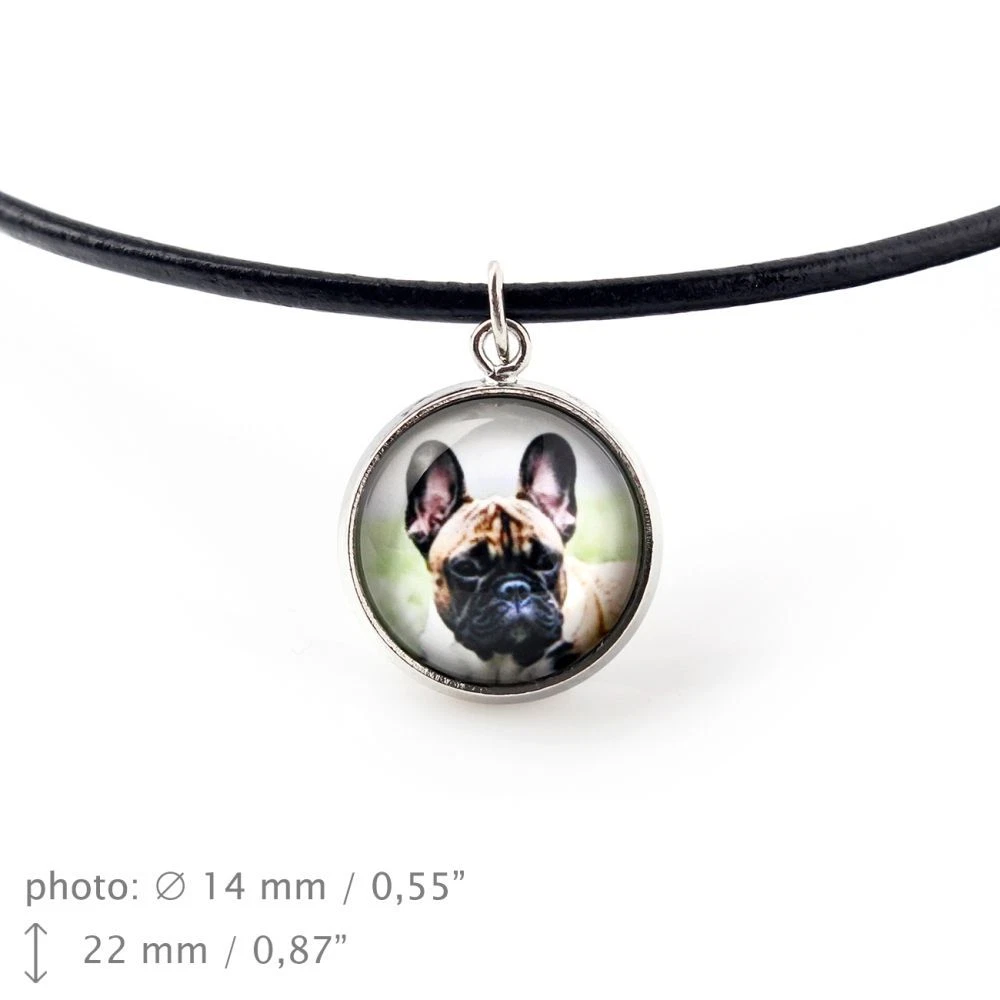 Französische Bulldogge. Halskette, Anhänger für Leute, die Hunde lieben. AT