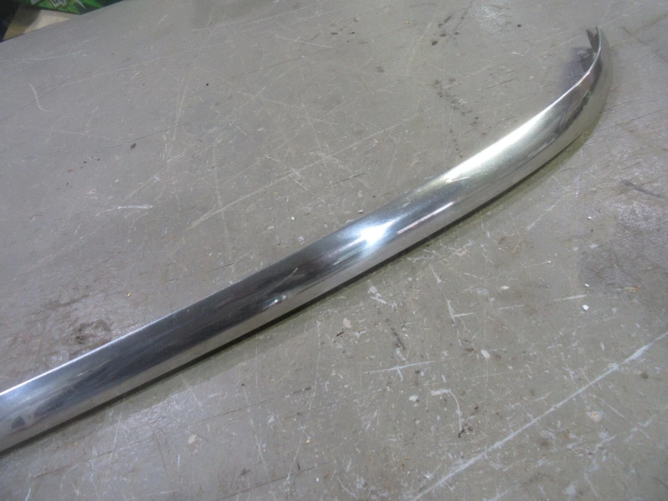 Ford Custom 300 Fairlane 1959 sedán exterior superior moldura parabrisas Foto 4 de 4