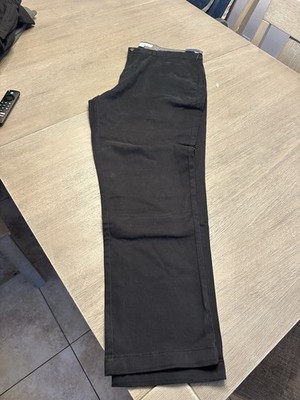 Amazon Essentials Classic Chino Pants Men s Black Cotton Twill Straight Leg