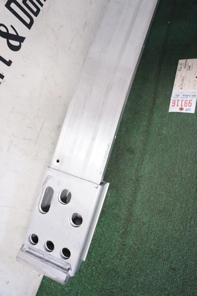 Barra de refuerzo de parachoques delantero Lexus RX350 RX450h 2020 2021 2022 OEM UF99116 Foto 4 de 4