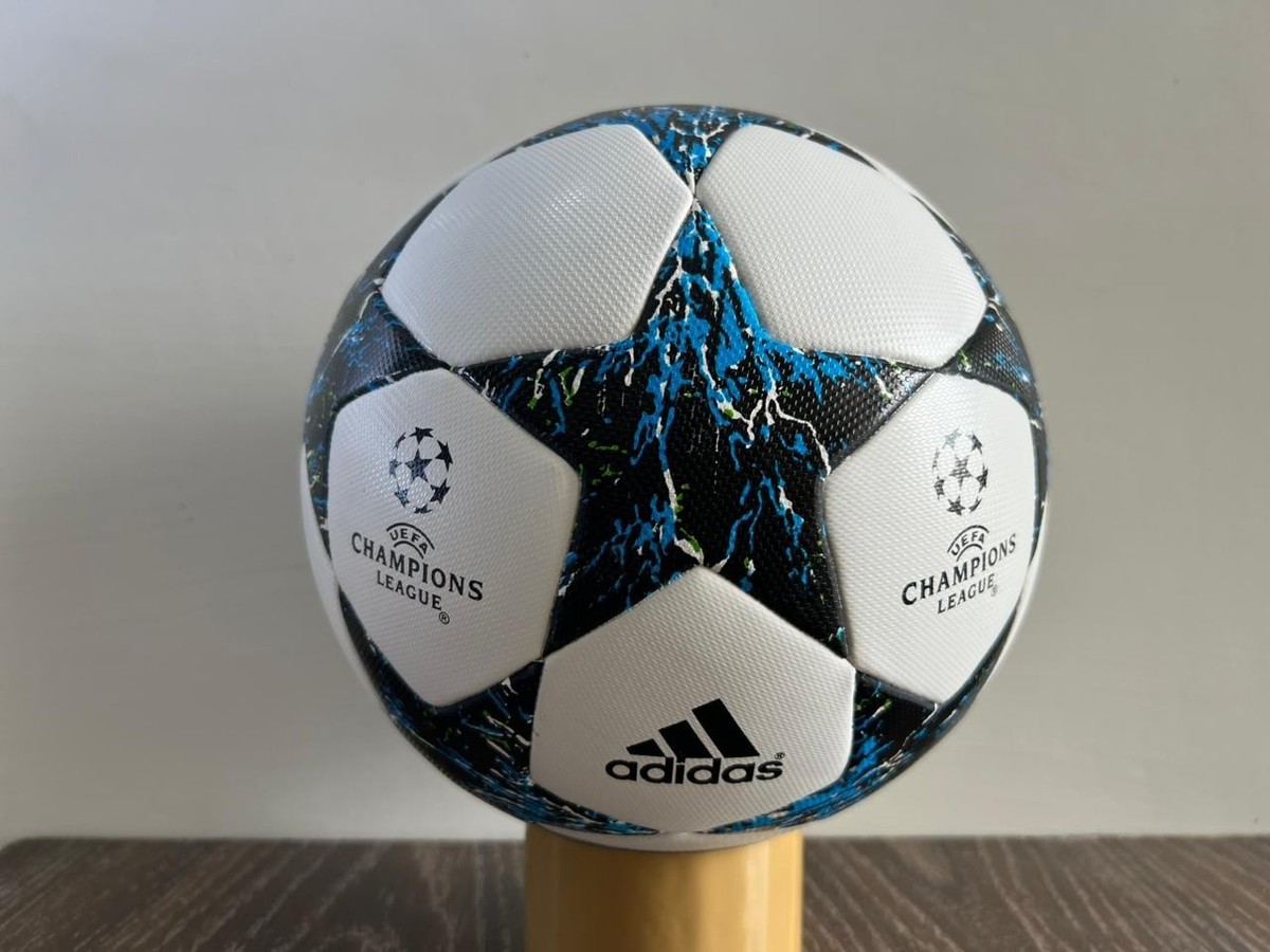 Adidas UCL Pro UEFA Champions League 2017 Soccer Official Match