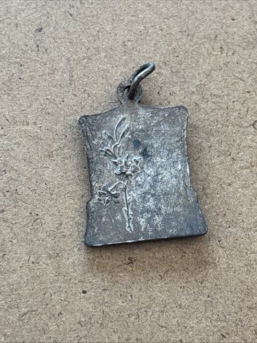 Antique French Medal of Jesus, Sterling Silver, signed LASSERRE - Picture 8 of 8