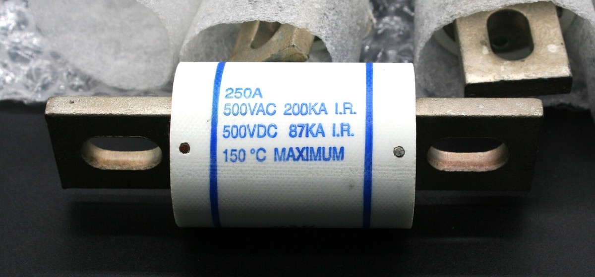 Mersen A50QS250-4 Semiconductor Fuse – 250A, Fast-Acting, 500V AC/DC, Bolt-On, UL/CSA