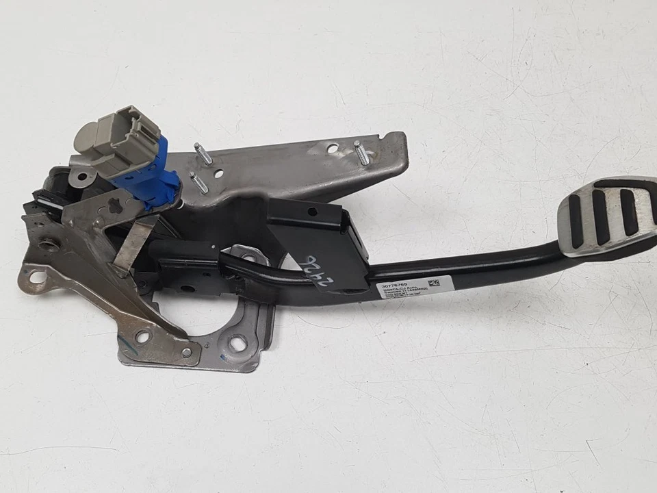 PEDAL FRENO VOLVO C30 S40 V50 C70 2004-2014 VOLVO PARTE NO. 30776769 Foto 2 de 4