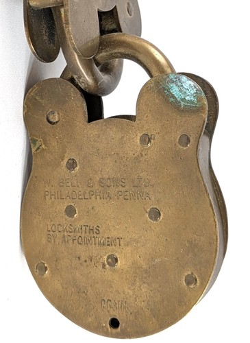 Pair W Bell & Sons Federal USN Old English Solid Brass Padlocks, No Key - Picture 3 of 3