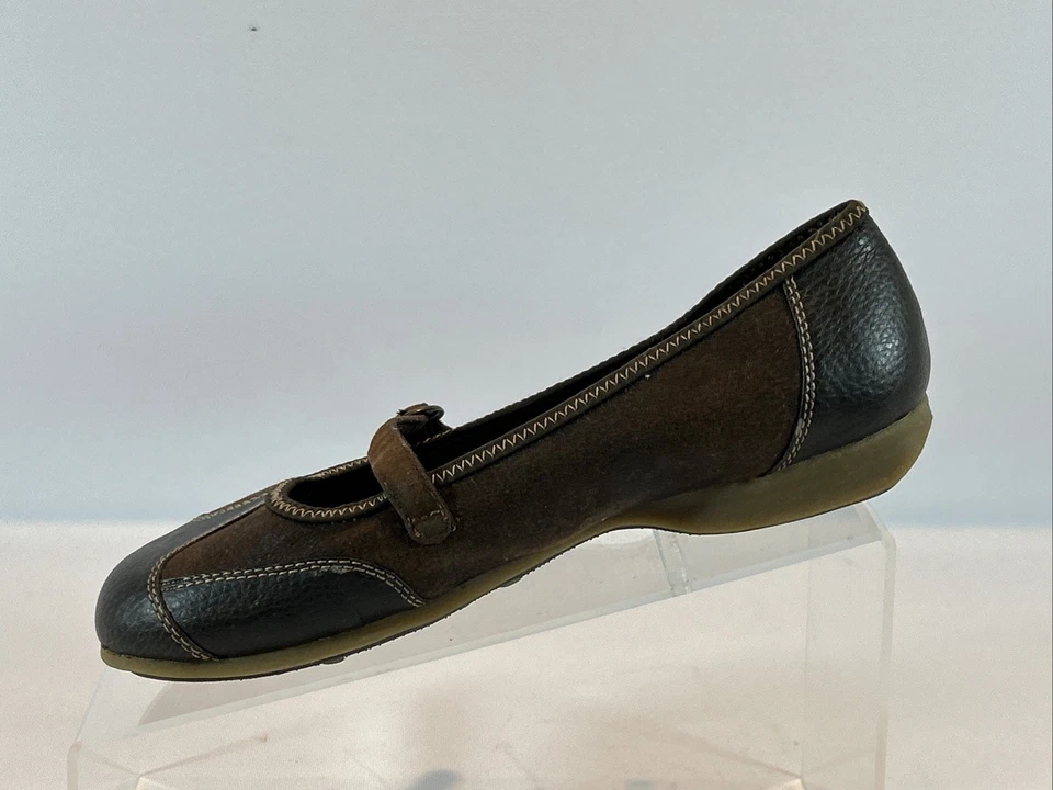 Zapatos planos MUDD Y2K Burmuda Mary Jane’s para mujer talla 7M de cuero marrón con hebilla Foto 2 de 4