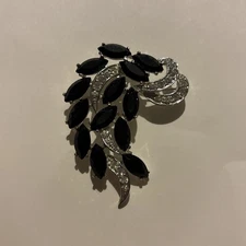 Vintage Sarah Coventry 1960s Black Diamonte "Vienna Nights" Floral Spray Brooch 