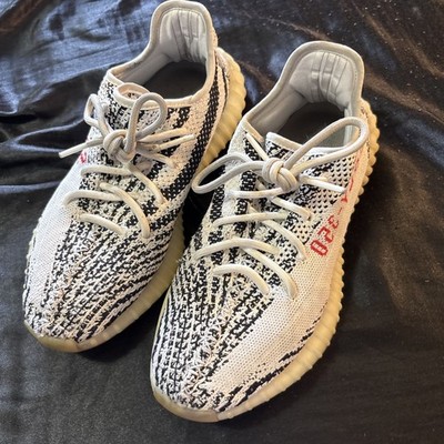 Adidas Yeezy Boost 350 Size 7.5 V2 Zebra White/Black Low Top Lace-Up Sneakers