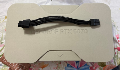 新品 NVIDIA 純正 RTX5070 Founders Edition nVidia GeForce RTX 5070 12GB Founders Edition Graphics Card