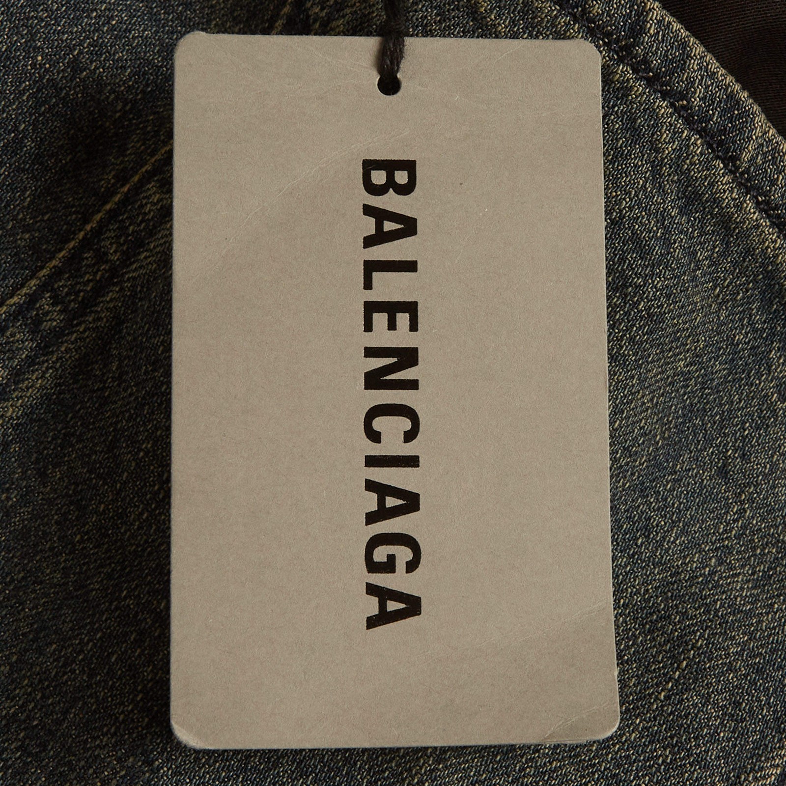 Foto 5 di 6