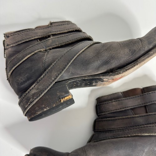 FREEBIRD Soar Ankle Booties Distressed Leather 3 Buckles Brown Boots size 7 - Picture 3 of 10