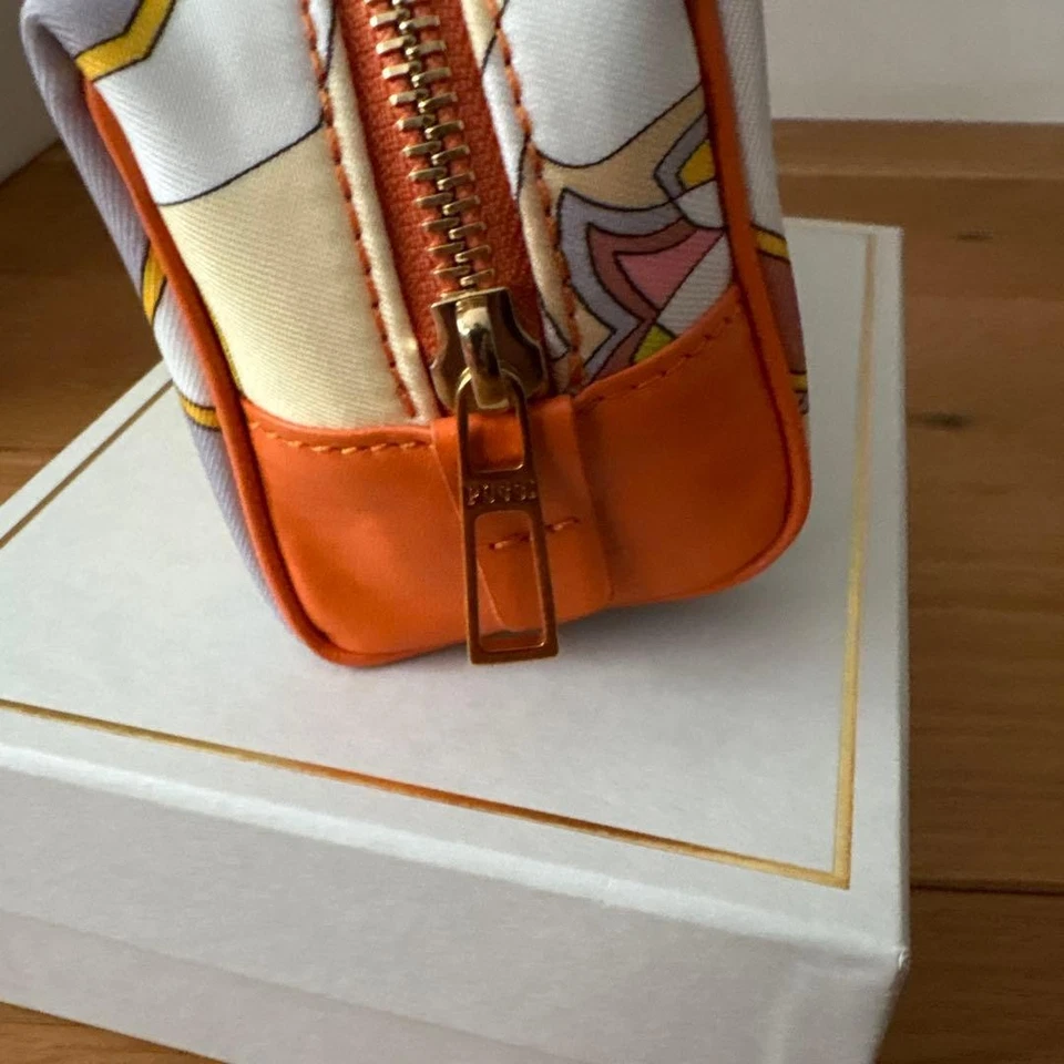 Bolsa Emilio Pucci Tela Pequeña Negra Interior Bolsillo Caja Bolsa para el Polvo Incluida Foto 3 de 4