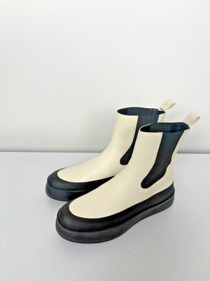 NEOUS Zaniah Cream & Black Platform Chelsea Boots, Size EU 36 US 6