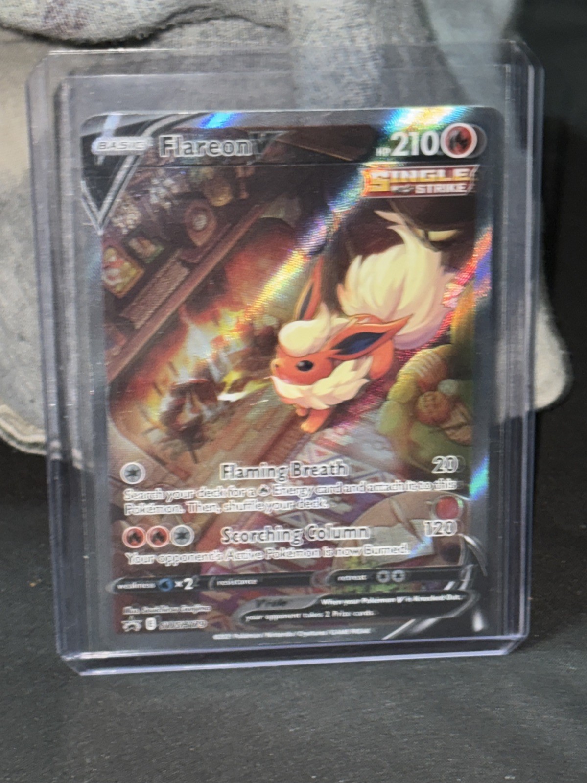 Flareon V SWSH179 SWSH: Sword & Shield Promo Cards Holo NM-OR BETTER