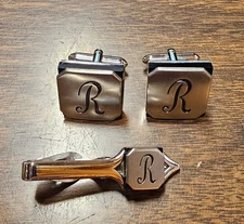 Swank Initial "R" Cufflinks And Tie Clip Set  3 Piece Set Looks New!