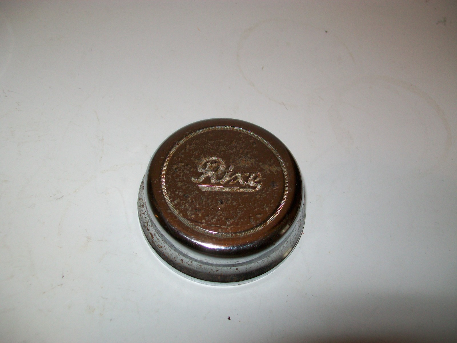 Picture 1 of 4