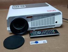 SAVI EZ-720 LED PROJECTOR W/ REMOTE A1015183  M448 N