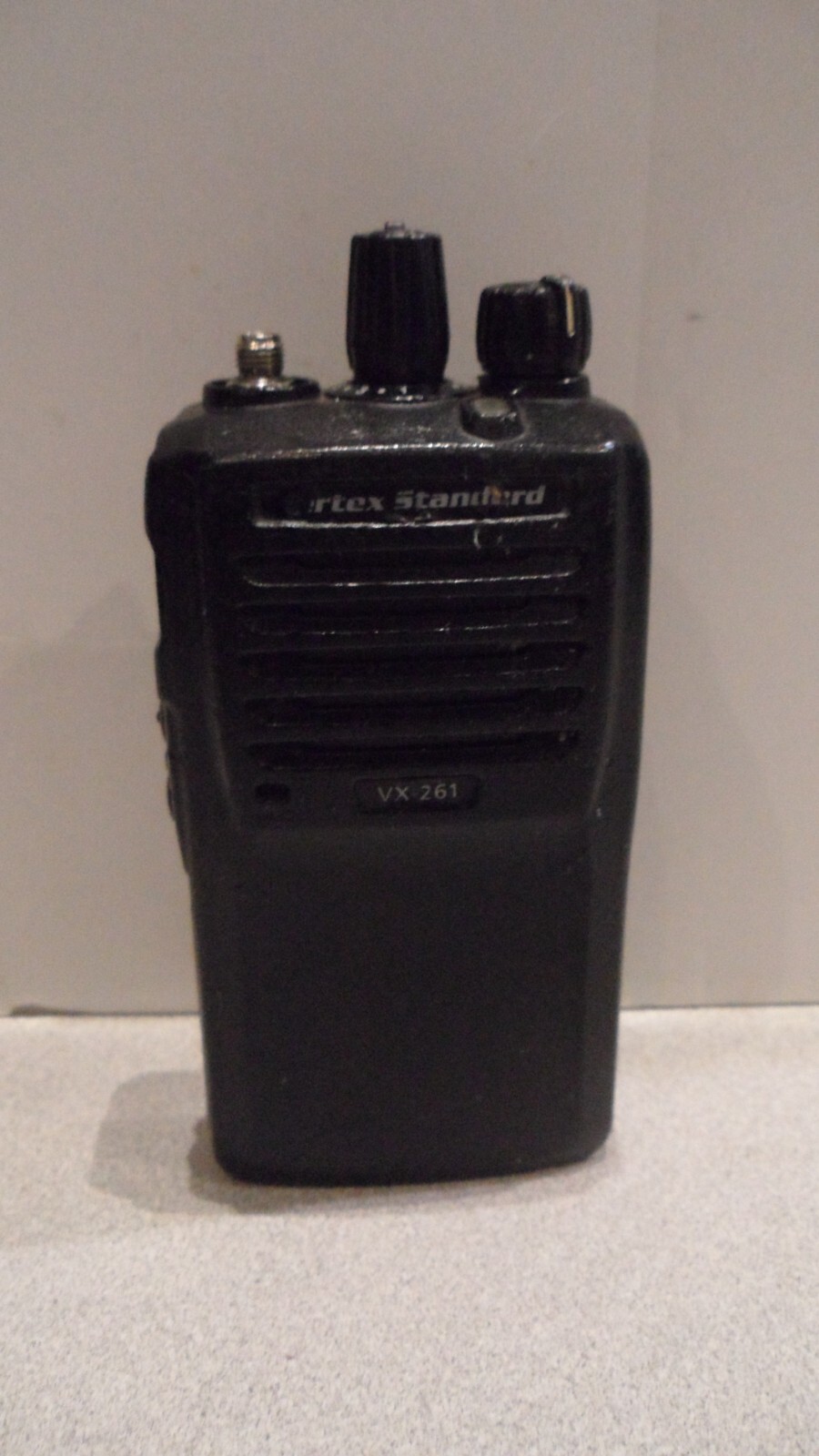 Motorola VX Standard VX261G75 UHF 450512MHz 5w 16Ch Two Way Radio