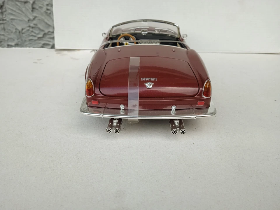 1998 MATTEL Inc. - FERRARI 250 GT CALIFORNIA SPIDER 1961 (COLORE MARRONE) - Immagine 4 di 4