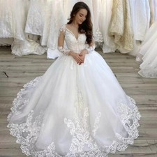 Plus Size Wedding Dresses V Neck Long Sleeve Appliques Corset Lace Bridal Gowns